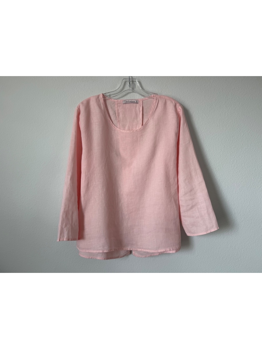 Cut Loose 100% Linen 3/4 Sleeve Scoop Neck Split Back Semi-Sheer Blouse Size M